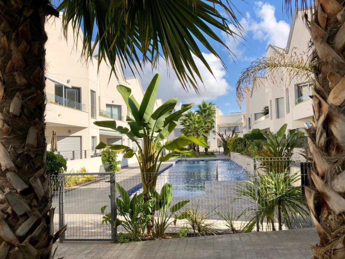 Villa Amalia 54 Torrevieja Kültér fotó